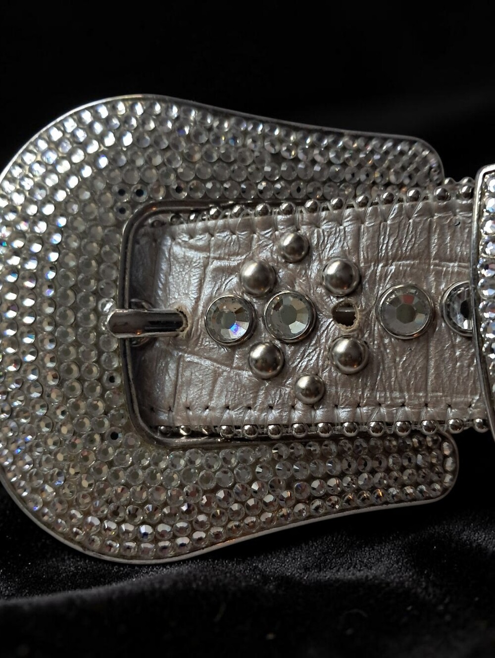 b.b. Simon Swarovski Crystal Encrusted Leather Belt Beautiful Preloved Condition
